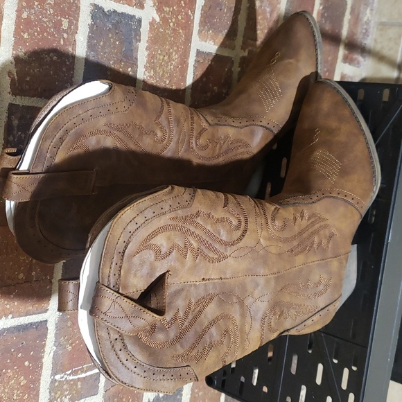 Rampage Tammy Cognac boots. - Picture 4 of 6